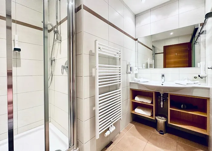 Tirolerhof Doelsach לינץ