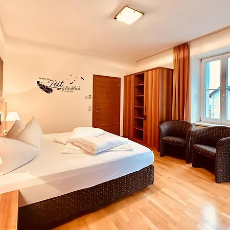 Tirolerhof Doelsach 여관