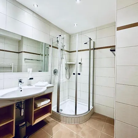 Tirolerhof Doelsach 리엔츠